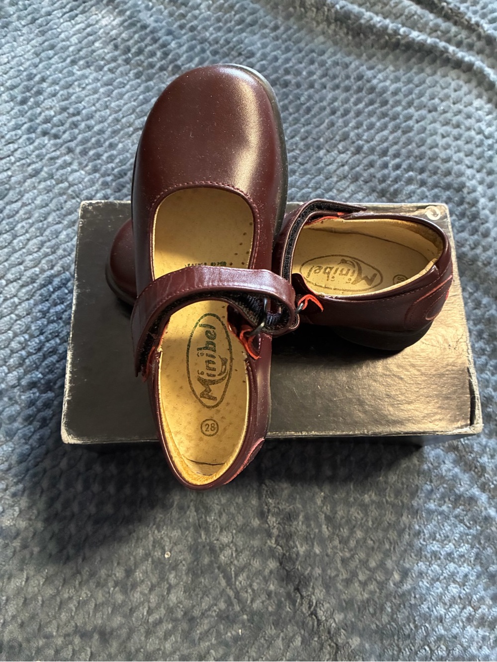 Minibel Kid’s Burgundy Shoes